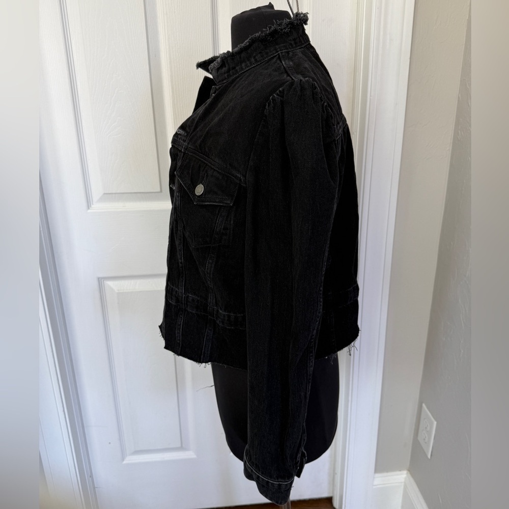 ÉTICA Remi Reconstructed Jacket in the color "Black Rock". - Picture 3 of 7